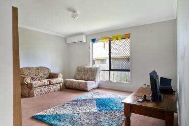 House For Lease - QLD - Glenvale - 4350 - Family Home in Glenvale!  (Image 2)