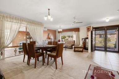 House For Sale - WA - Kardinya - 6163 - Quietly Placed For the Perfect Lifestyle  (Image 2)