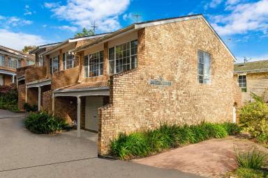 House For Sale - NSW - Sunshine Bay - 2536 - Ideal Coastal Investment  (Image 2)