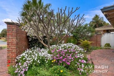 House For Sale - WA - Caversham - 6055 - 758 sqm Block !!! Backyard Potential  (Image 2)