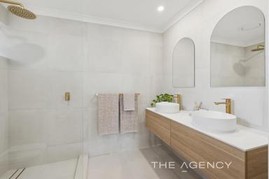 House For Sale - WA - Padbury - 6025 - Effortless Style and Endless Appeal!  (Image 2)