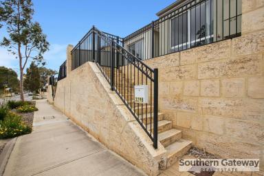 House For Sale - WA - Wellard - 6170 - LIGHT, BRIGHT AND FULL OF POSITIVE ENERGY  (Image 2)