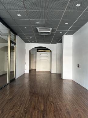 Retail For Lease - SA - Nuriootpa - 5355 - Retail / Office /  (Image 2)