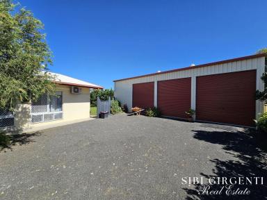 House For Sale - QLD - Dimbulah - 4872 - NOT JUST A HOME - IT'S A COUNTRY ESCAPE  (Image 2)
