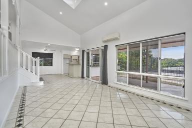 House For Lease - QLD - Brinsmead - 4870 - BEAUTIFUL PARK RIDGE FAMILY HOME WITH A POOL!  (Image 2)