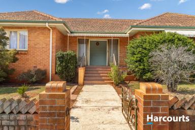 House For Sale - QLD - Doolbi - 4660 - GRAB YOURSELF A SLICE OF DOOLBI HISTORY !!!!  (Image 2)