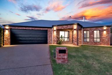 House For Sale - VIC - Red Cliffs - 3496 - Your Dream Home Awaits!!!  (Image 2)