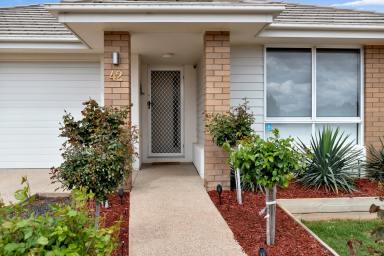 House For Sale - VIC - Mildura - 3500 - Practical Family Home, Reliable Rental Performer  (Image 2)