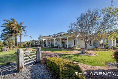 House For Sale - WA - Ocean Beach - 6333 - Unique Waterfront Property (Image 2)