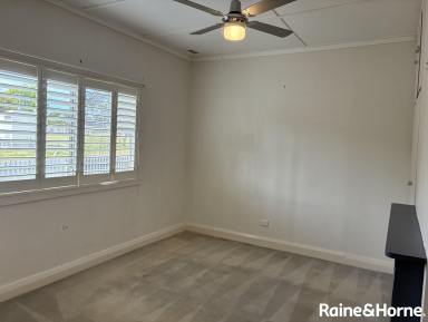 House For Lease - NSW - Penrose - 2579 - WARM, WELCOMING & WELL LOCATED - DISCOVER COMFORT IN PENROSE  (Image 2)