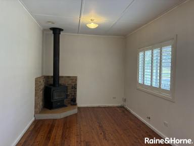 House For Lease - NSW - Penrose - 2579 - WARM, WELCOMING & WELL LOCATED - DISCOVER COMFORT IN PENROSE  (Image 2)