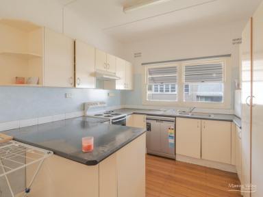 House For Sale - NSW - Taree - 2430 - Renovator’s Dream with Huge Potential.  (Image 2)