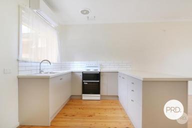 House For Lease - NSW - West Albury - 2640 - UPDATED ONE-BEDROOM UNIT IN PRIME LOCATION!  (Image 2)