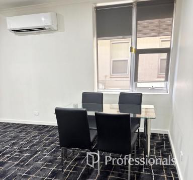 Apartment For Sale - VIC - Mildura - 3500 - Fully Furnished Inner City Quality 2 Bedroom Apartment – Iconic Old Mildura Base Complex  (Image 2)