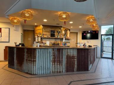 Hotel/Leisure For Sale - VIC - Port Welshpool - 3965 - ICONIC RUSTY GURNARD HOTEL - PORT WELSHPOOL  (Image 2)