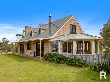 House For Sale - TAS - Penna - 7171 - The Perfect Blend of Comfort, Space & Coastal Charm!  (Image 2)