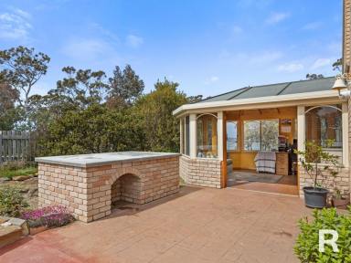 House For Sale - TAS - Penna - 7171 - The Perfect Blend of Comfort, Space & Coastal Charm!  (Image 2)