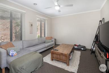 Unit For Sale - VIC - Golden Point - 3350 - Modern & Stylish Unit In A Peaceful Golden Point Location  (Image 2)