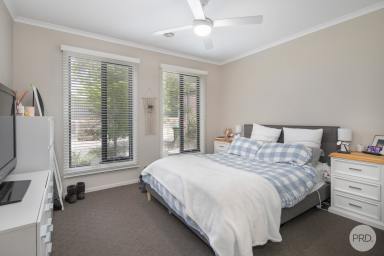 Unit For Sale - VIC - Golden Point - 3350 - Modern & Stylish Unit In A Peaceful Golden Point Location  (Image 2)