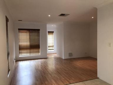 Villa Leased - WA - Carlisle - 6101 - Great location 3 Bed Home  (Image 2)