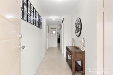House For Sale - WA - Baldivis - 6171 - Family Living at Its Finest – Space, Style & Solar Savings!  (Image 2)