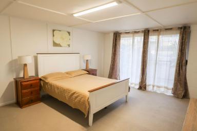 Unit For Lease - NSW - Lismore Heights - 2480 - DOWNSTAIRS FLAT IN QUIET LISMORE HEIGHTS STREET  (Image 2)