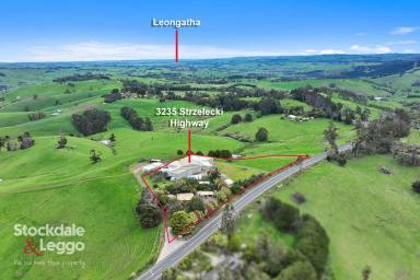 House For Sale - VIC - Mirboo North - 3871 - PRIME HIGHWAY EXPOSURE WITH HOME, BUSINESS & HUGE INFRASTRUCTURE ON 4.22 ACRES  (Image 2)