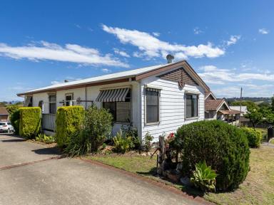 Unit For Sale - NSW - Bega - 2550 - CENTRAL BEGA TOWNHOUSE – READY TO GO, MOVE IN OR INVEST!  (Image 2)