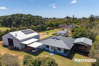 House For Sale - QLD - North Isis - 4660 - PRIME ACREAGE LIVING RIGHT ON THE FRINGE OF CHILDERS  (Image 2)