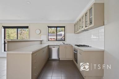 House For Sale - VIC - North Bendigo - 3550 - Modern 3-Bedroom Unit in a Quiet, Well-Maintained Complex  (Image 2)