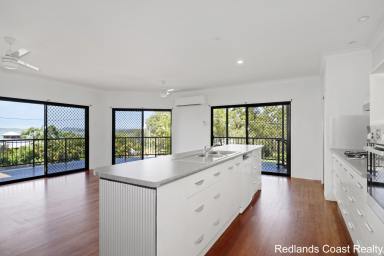 House For Sale - QLD - Macleay Island - 4184 - Spectacular Views and Endless Potential on a Large Corner Block  (Image 2)