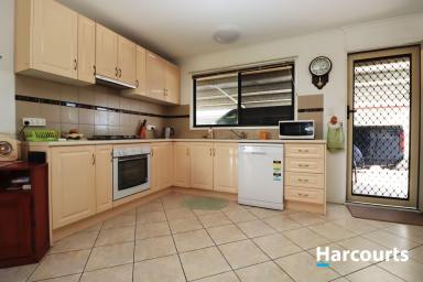 House For Sale - QLD - Biggenden - 4621 - NOTHING TO DO BUT MOVE IN!  (Image 2)