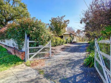 House For Sale - NSW - Moss Vale - 2577 - Huge Potential - Walk to Town Location  (Image 2)