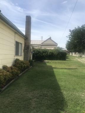 House For Sale - NSW - Lithgow - 2790 - IDYLLIC COUNTRY COTTAGE  (Image 2)