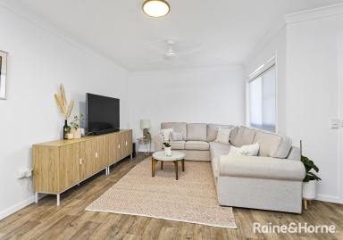 Unit For Sale - NSW - Nowra - 2541 - Low-Maintenance Living in a Handy Nowra Location (Image 2)