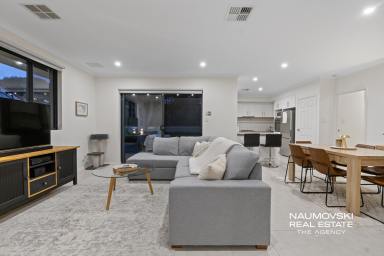 House For Sale - WA - Nollamara - 6061 - TRANQUIL, MODERN, AND WONDERFULLY SPACIOUS LIVING  (Image 2)