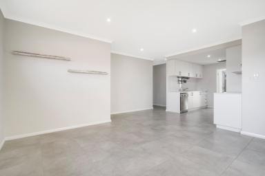 House For Sale - WA - Spearwood - 6163 - Modern Living. Theatre Room, Courtyard & Lock & Leave Ease  (Image 2)