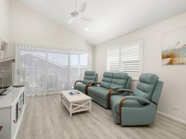 Retirement For Sale - NSW - Old Bar - 2430 - HAMPTONS ELEGANCE MEETS RELAXED COASTAL LIVING  (Image 2)
