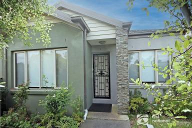 House Leased - VIC - Clyde North - 3978 - Charming 3-Bedroom Home (Image 2)
