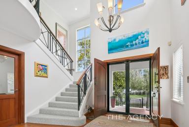 House For Sale - WA - Swanbourne - 6010 - Magnificent Beach and Parkland Estate  (Image 2)