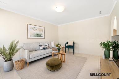 Villa For Sale - WA - Como - 6152 - NEST OR INVEST!  (Image 2)