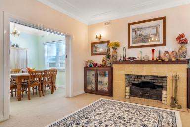 House Auction - NSW - Casino - 2470 - Art Deco Icon  (Image 2)