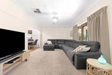 House For Lease - VIC - Rutherglen - 3685 - Family home close to Main St Rutherglen  (Image 2)