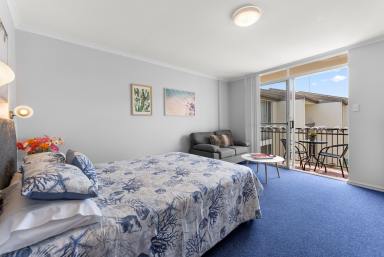 Apartment Sold - WA - Mandurah - 6210 - ON HOLIDAYS!!!  (Image 2)