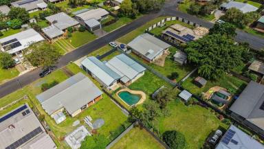 House For Sale - QLD - Bayview Heights - 4868 - TAKE THE NEXT STEP UP......YOUR FAMILY WILL LOVE IT  (Image 2)