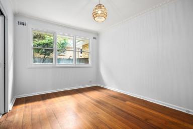 Unit For Lease - VIC - Parkdale - 3195 - Freshly Renovated Coastal Retreat – Walk to the Beach! (Image 2)