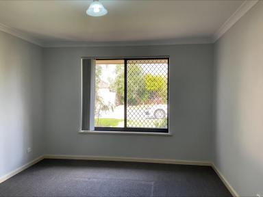 House For Sale - WA - Rockingham - 6168 - Great DHA Investment Property, close to amenities.  (Image 2)