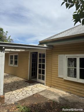 House For Lease - NSW - Mittagong - 2575 - Charming Family Home in Peaceful Leafy Setting - Walk to Town  (Image 2)