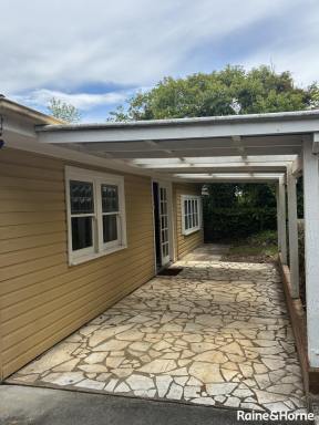 House Leased - NSW - Mittagong - 2575 - Charming Family Home in Peaceful Leafy Setting - Walk to Town  (Image 2)