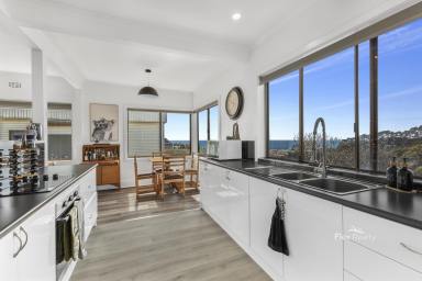 House For Lease - TAS - Hillcrest - 7320 - Charming Family Home with Sea Views  (Image 2)